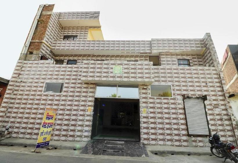 Hotel Oyo 76167 Siddhant Guest House
