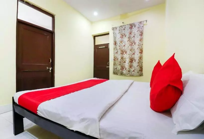 ホテル Oyo 76167 Siddhant Guest House