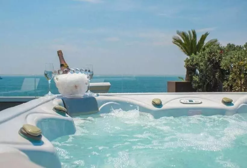 ホテル & Resort Tre Fontane Luxury