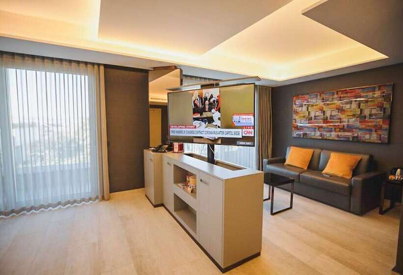 בית מלון כפרי & Resort Tre Fontane Luxury