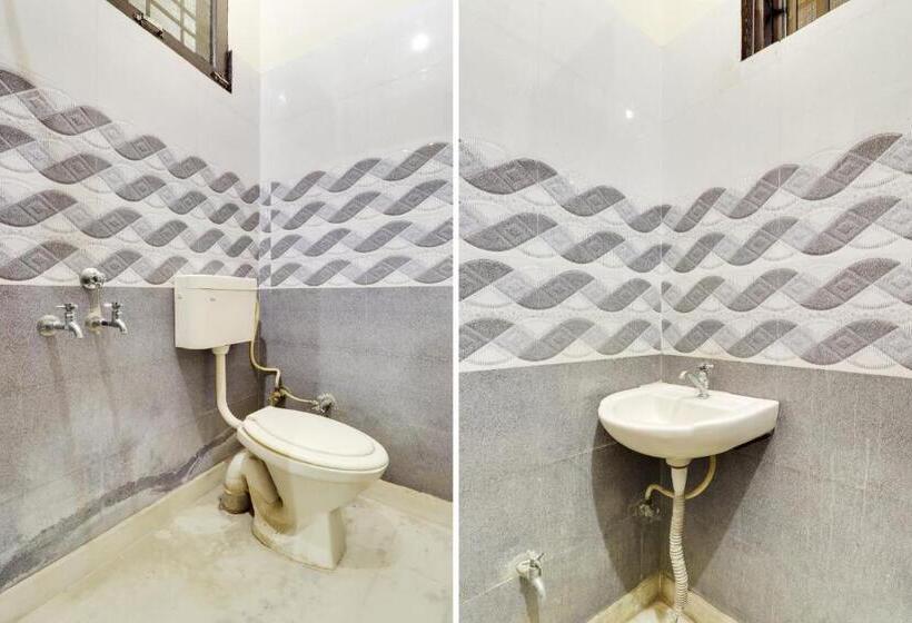 호텔 Spot On 76176  Royal Palace