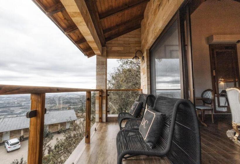 פנסיון Discovery Canyon