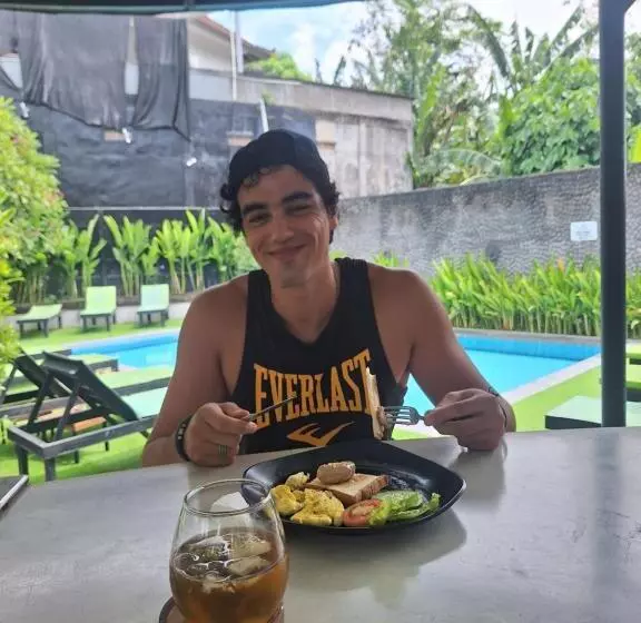 The Jungle Hostel Canggu