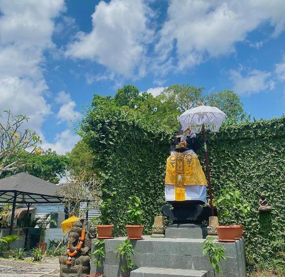 The Jungle Hostel Canggu