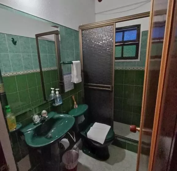 هاستل Aparta Hotel El Refugio De María