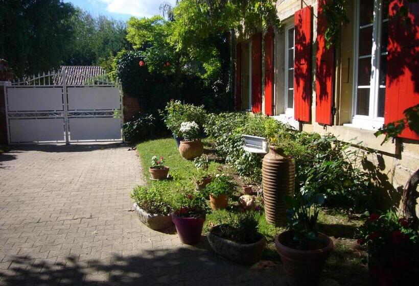 ベッドアンドブレックファースト Chambres D'hôtes Les 7 Semaines