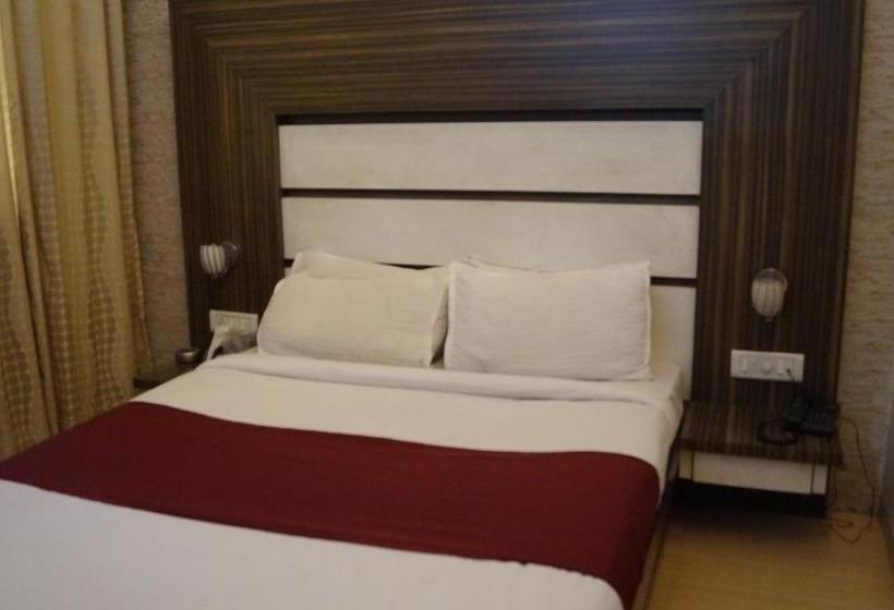 Hotel Khandesh Residency