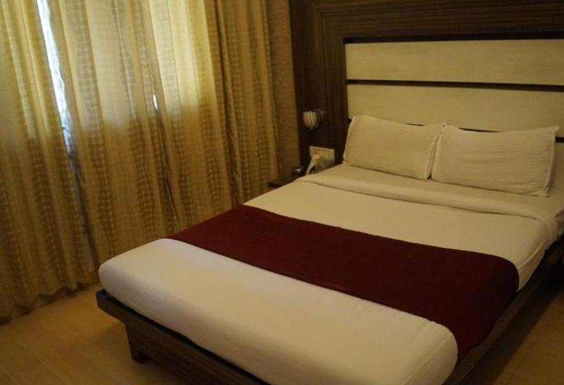 Hotel Khandesh Residency