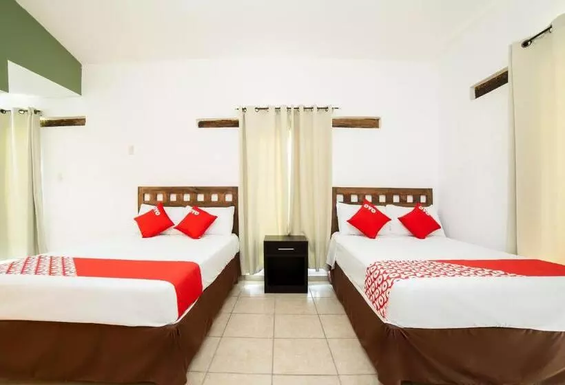 Hotelli Villas De San Miguel Media Luna