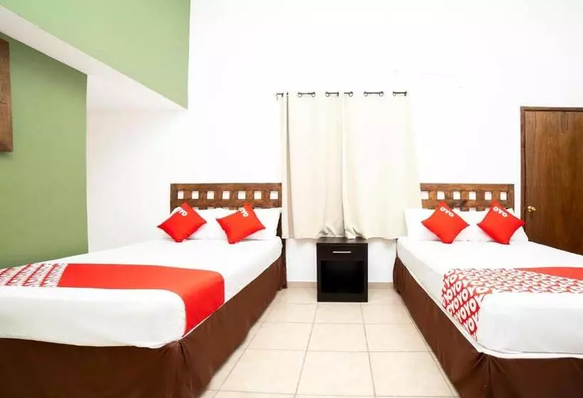 Hotelli Villas De San Miguel Media Luna