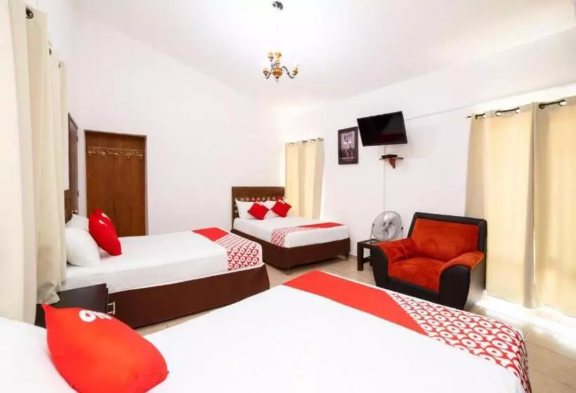 Hotelli Villas De San Miguel Media Luna