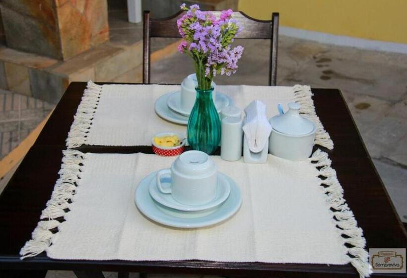 ペンション Pousada Sempreviva