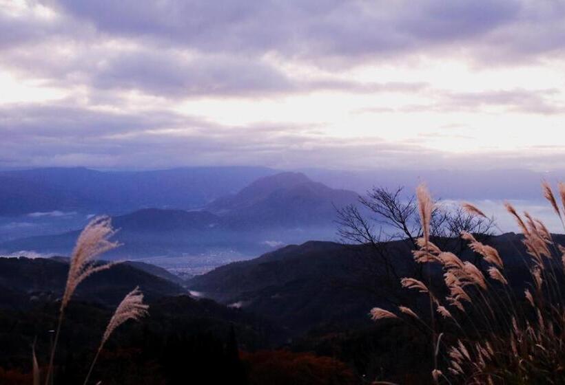 هاستل Ringo Jam Madarao