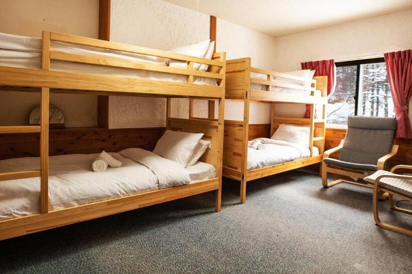 هاستل Ringo Jam Madarao