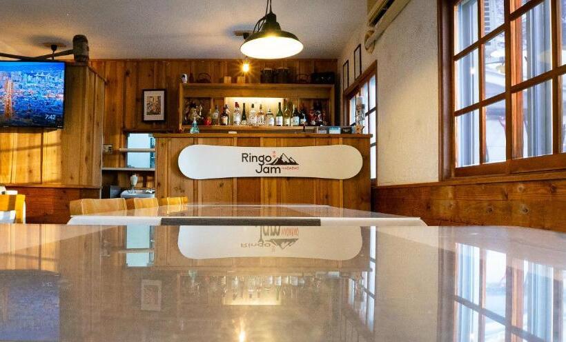 هاستل Ringo Jam Madarao