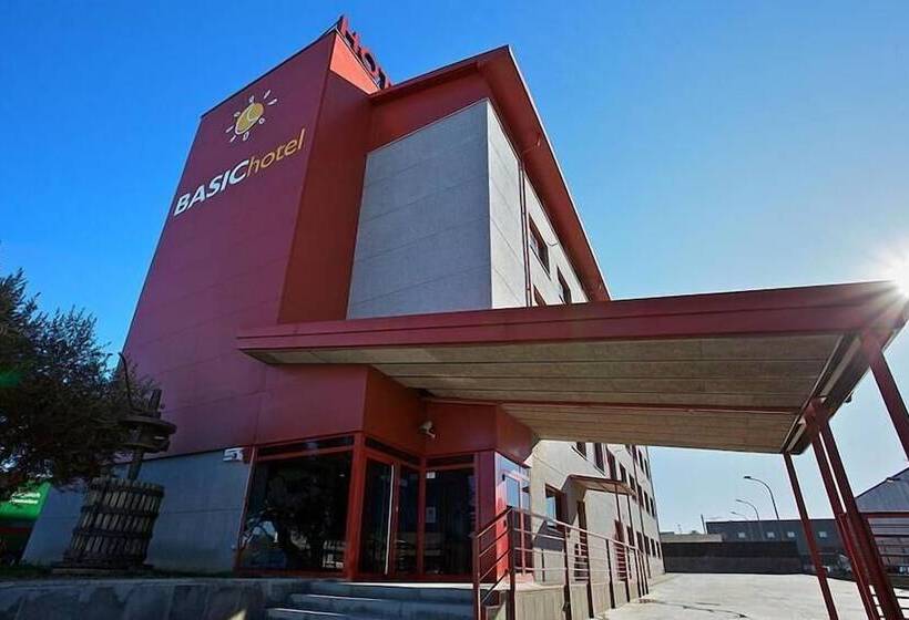 هتل Basic