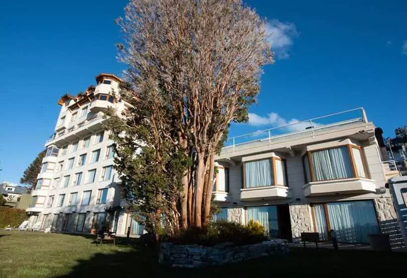 Cacique Inacayal Lake Hotel & Spa