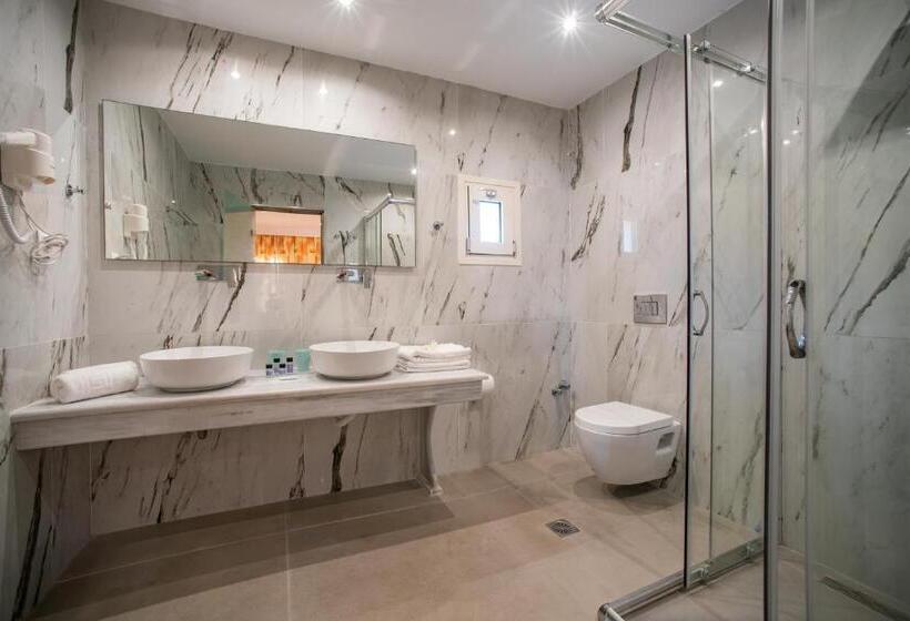 Отель Corfu Maris