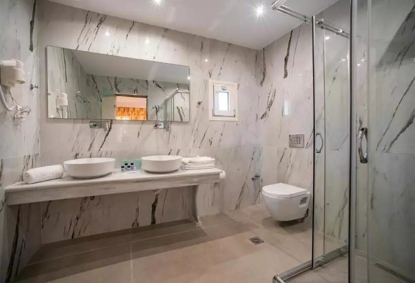 Szálloda Corfu Maris