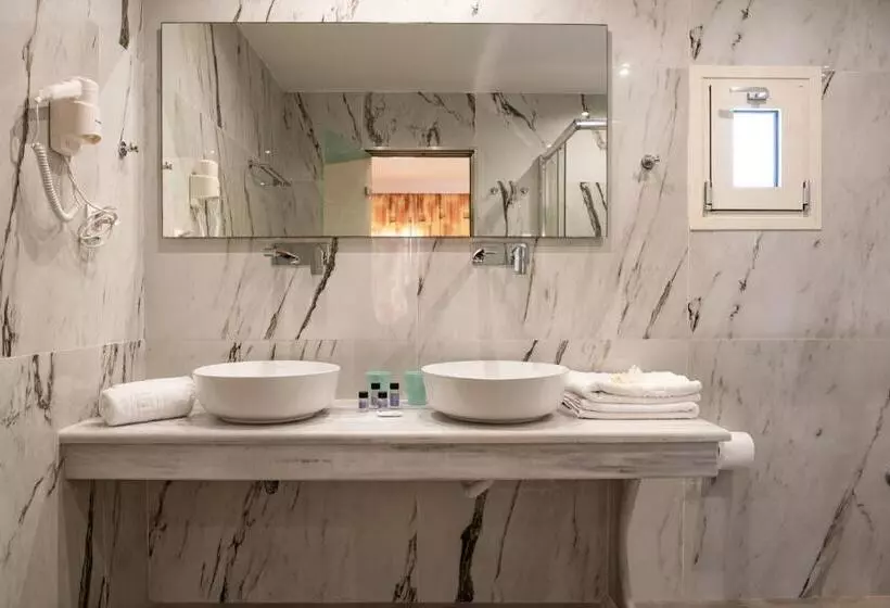 Szálloda Corfu Maris