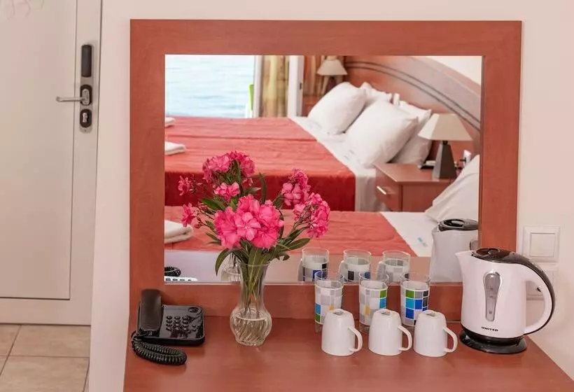 Szálloda Corfu Maris