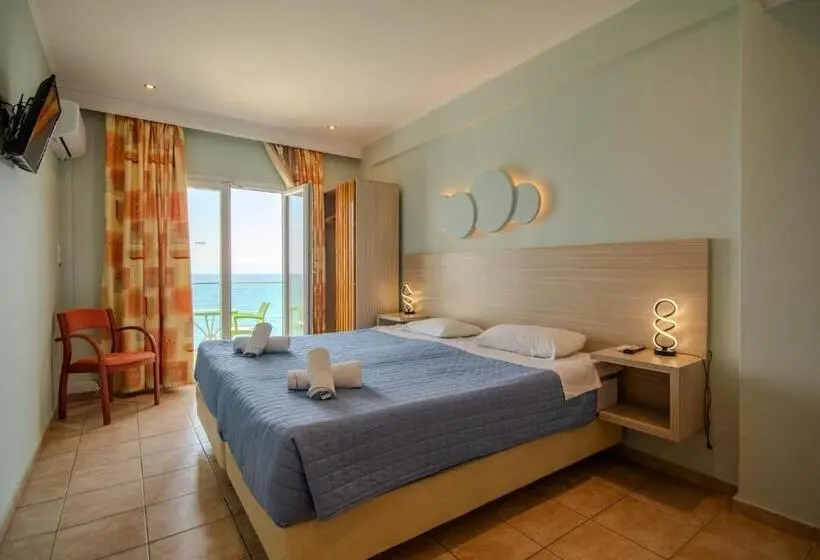 Hotelli Corfu Maris