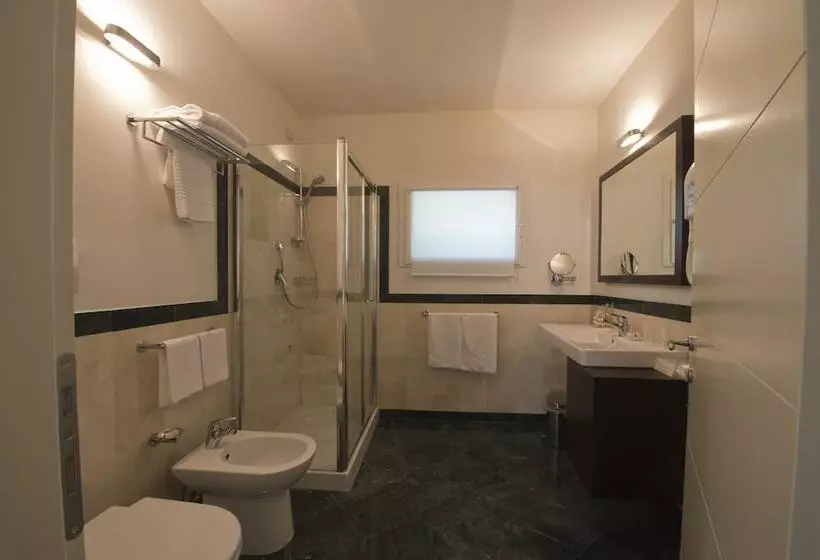 هتل Eden Rock Resort