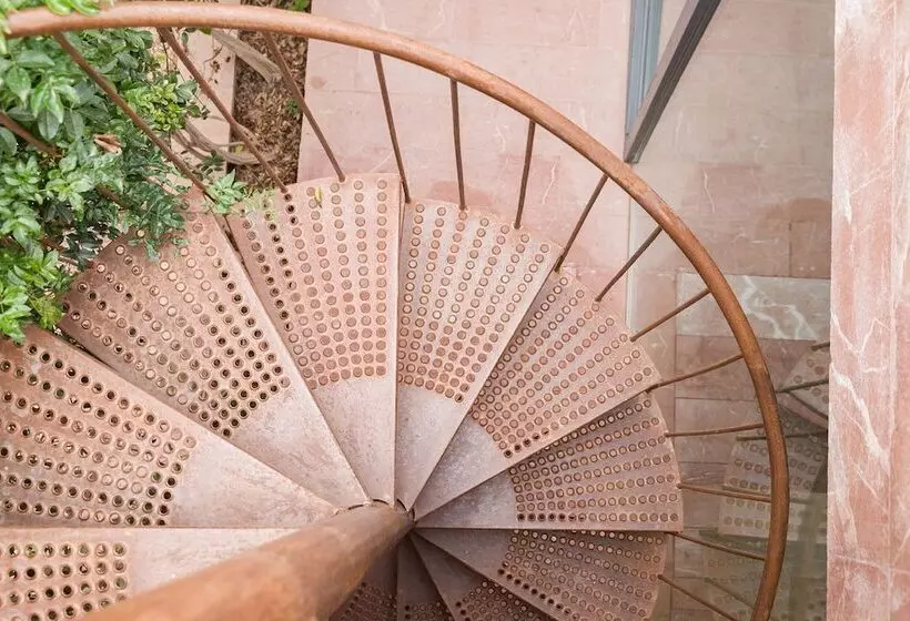 ホテル Hôtel Spa La Romana, The Originals Relais