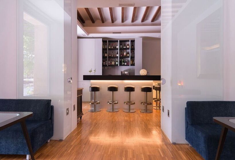 호텔 Hôtel Spa La Romana, The Originals Relais