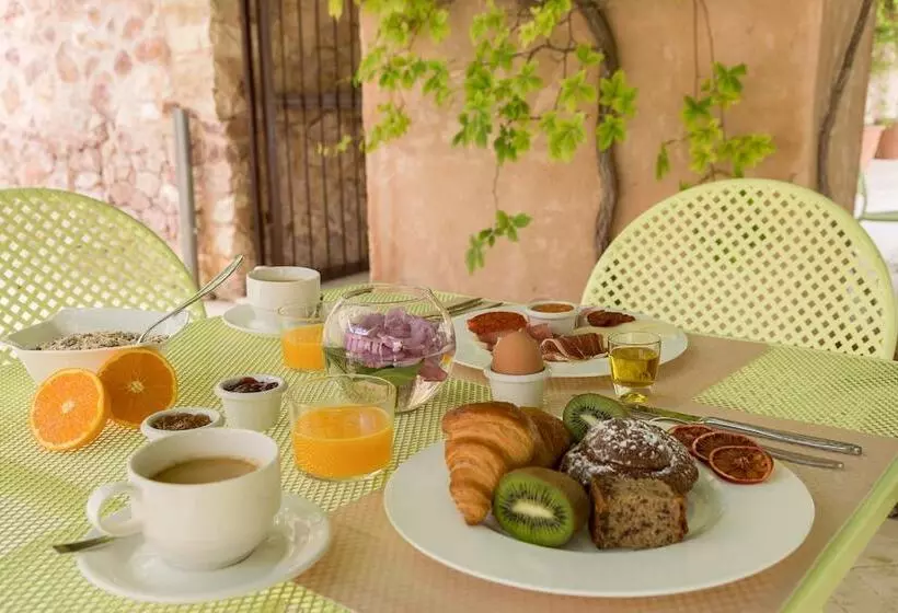 ホテル Hôtel Spa La Romana, The Originals Relais