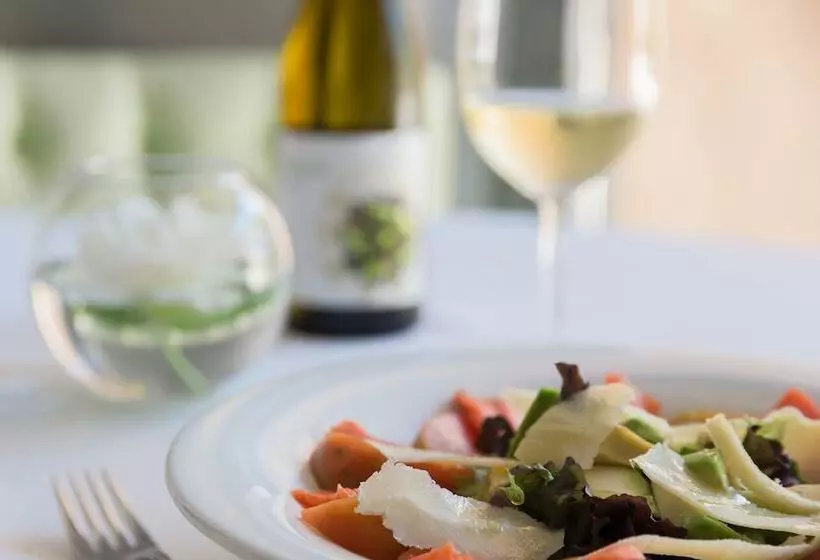 ホテル Hôtel Spa La Romana, The Originals Relais