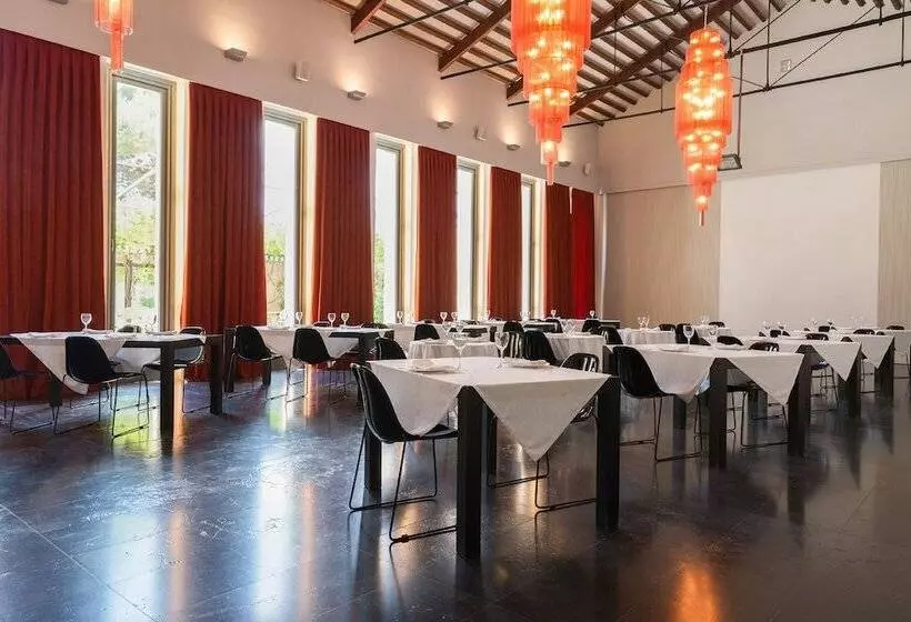 ホテル Hôtel Spa La Romana, The Originals Relais