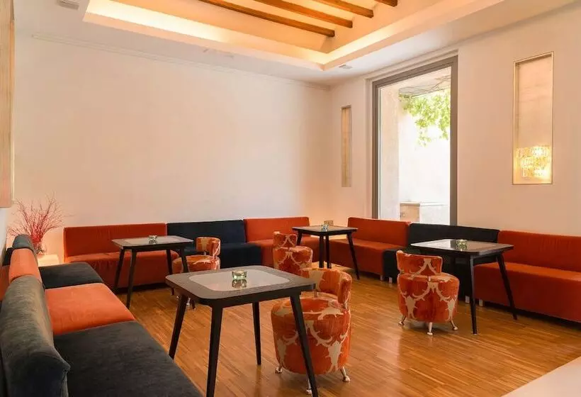 ホテル Hôtel Spa La Romana, The Originals Relais