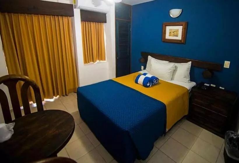 Отель Lorencillo Miramar