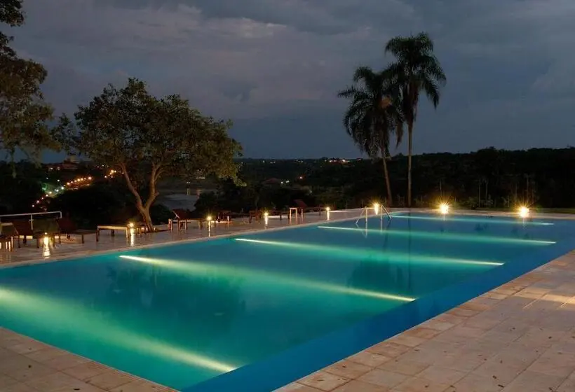 ホテル Panoramic Grand  Iguazu