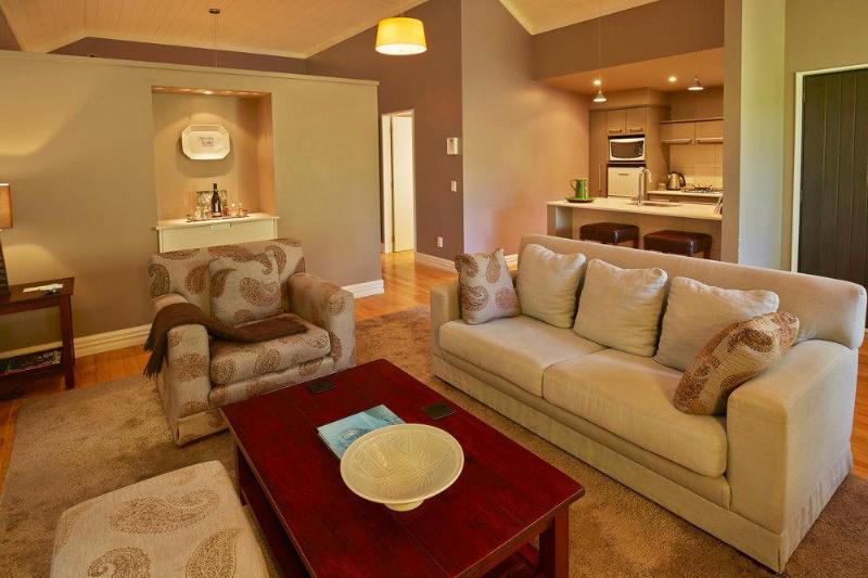 בית מלון כפרי Parehua Resort