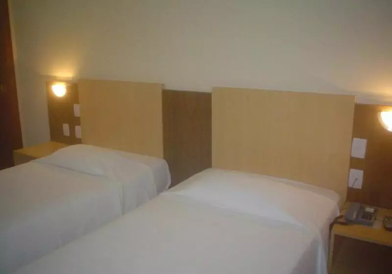 Отель Plaza Mar