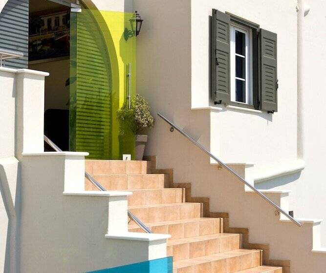 هتل Princess Of Naxos