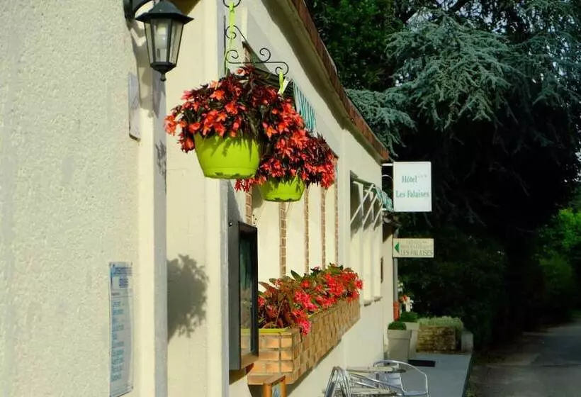 Отель Restaurant Les Falaises