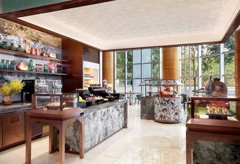 Отель The Ritzcarlton Beijing, Financial Street