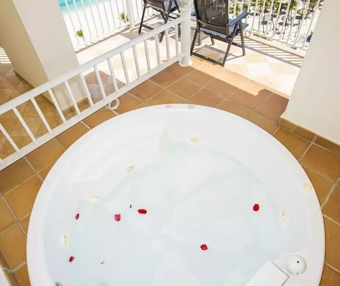 Hotel Riu Palace Aruba - All Inclusive