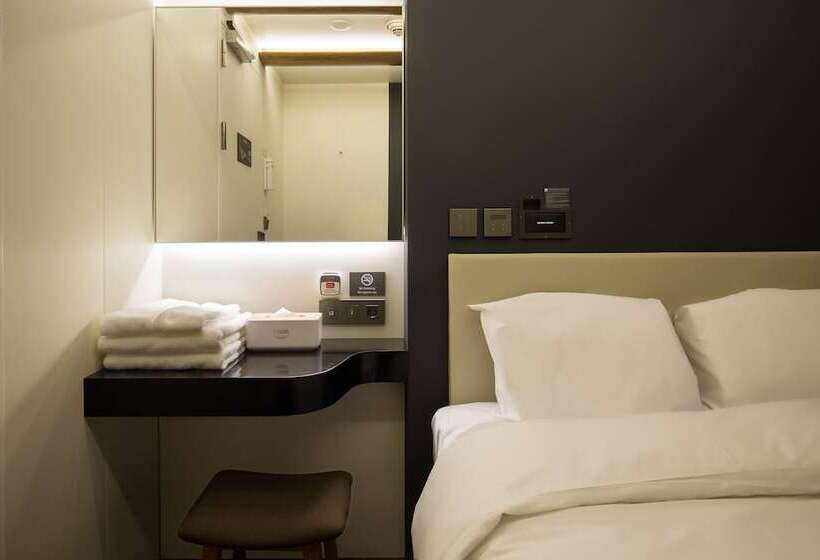 Hotel Capsule  Darakhyu  Incheon Int L Airport T2