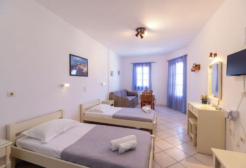 Hotel Froudi Rooms