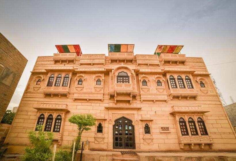 בית מלון כפרי Heritage House