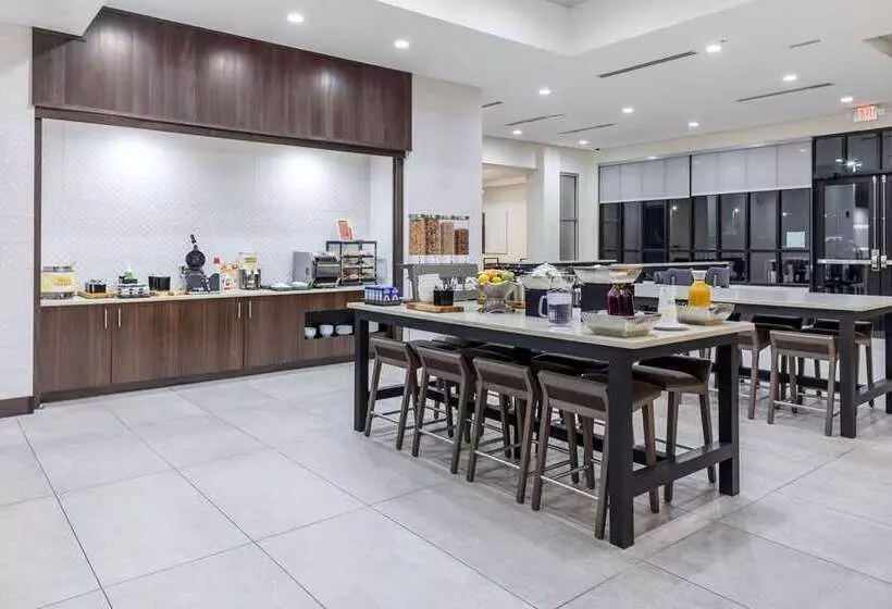 Hotelli Hilton Garden Inn Detroit Utica