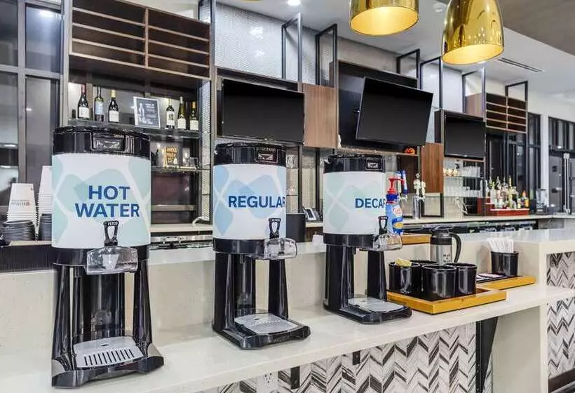 Hotelli Hilton Garden Inn Detroit Utica