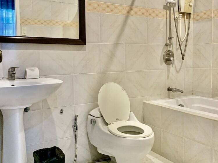 هتل New Orleans Tagaytay