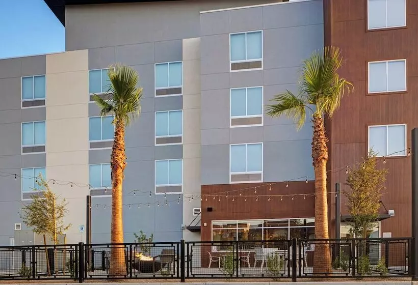 ホテル Towneplace Suites By Marriott Phoenix Glendale Sports & Entertainment District