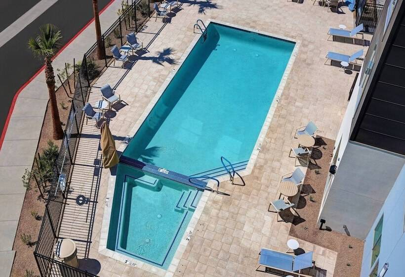 فندق Towneplace Suites By Marriott Phoenix Glendale Sports & Entertainment District