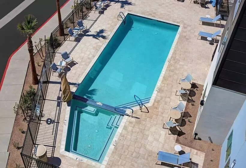 ホテル Towneplace Suites By Marriott Phoenix Glendale Sports & Entertainment District